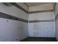 いすゞエルフパネルバン小型（2t・3t）[写真21]