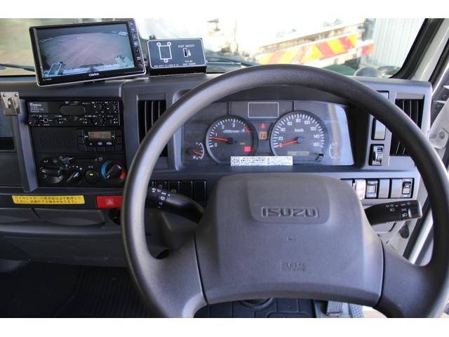 いすゞエルフパネルバン小型（2t・3t）[写真24]