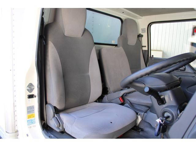 いすゞエルフパネルバン小型（2t・3t）[写真33]