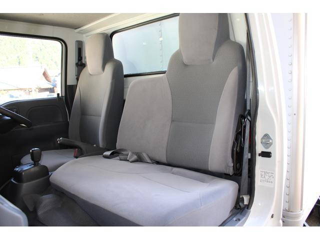 いすゞエルフパネルバン小型（2t・3t）[写真38]