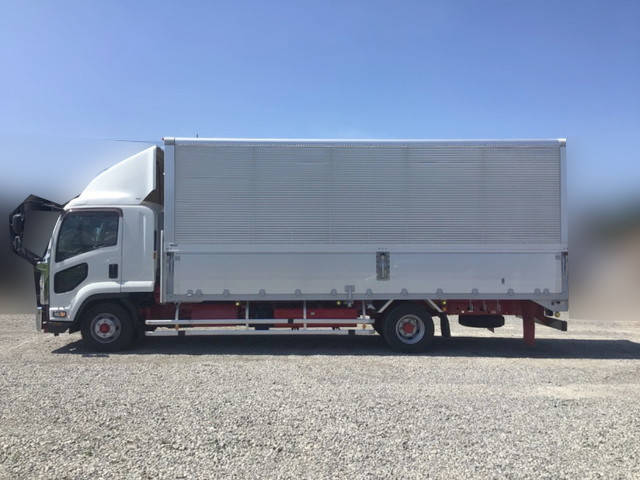 いすゞフォワードアルミウイング中型（4t）[写真05]