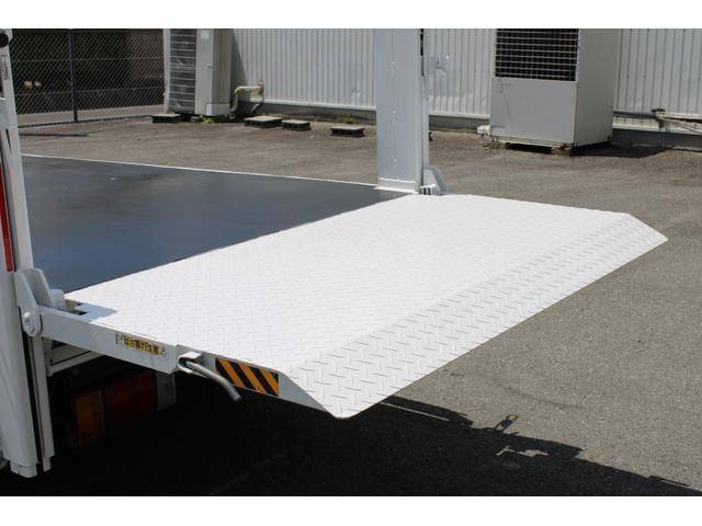 マツダタイタン平ボディ小型（2t・3t）[写真10]