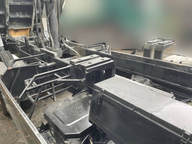 日野プロフィアダンプ大型（10t）[写真12]