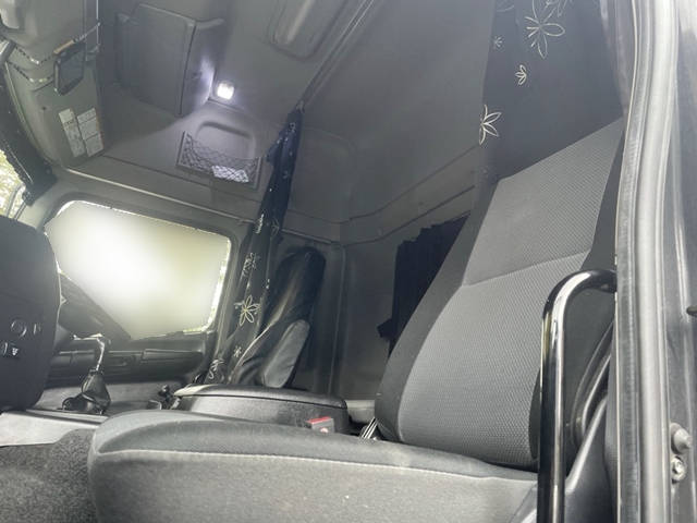 日野プロフィアダンプ大型（10t）[写真27]