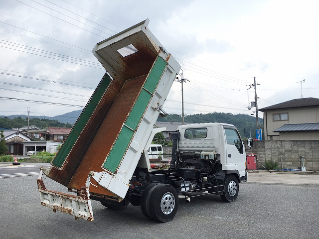 いすゞフォワードジャストンダンプ中型（4t）[写真02]