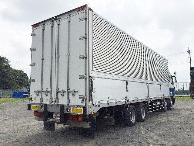 三菱ふそうスーパーグレートアルミウイング大型（10t）[写真02]