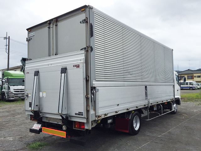 日野レンジャーアルミウイング中型（4t）[写真02]