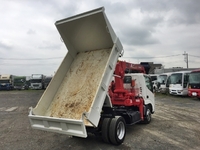 日野デュトロダンプ・クレーン付小型（2t・3t）[写真02]