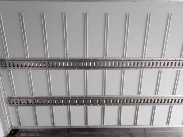 三菱ふそうキャンター冷凍車（冷蔵車）小型（2t・3t）[写真15]