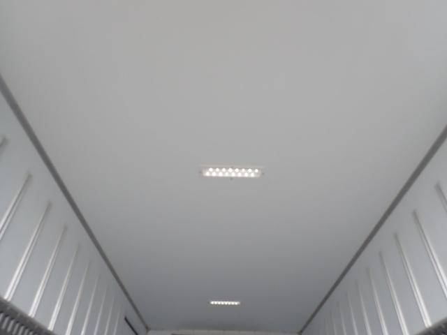 三菱ふそうキャンター冷凍車（冷蔵車）小型（2t・3t）[写真18]