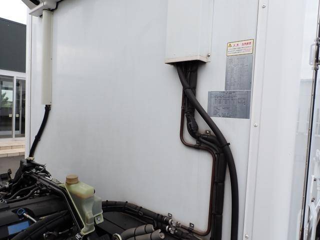 三菱ふそうキャンター冷凍車（冷蔵車）小型（2t・3t）[写真26]