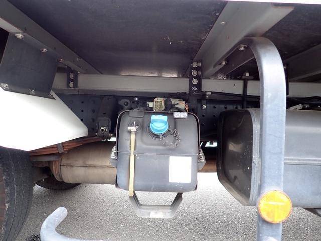 三菱ふそうキャンター冷凍車（冷蔵車）小型（2t・3t）[写真08]