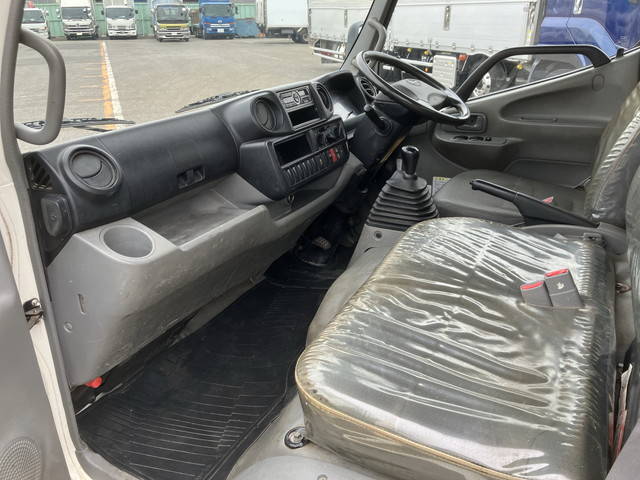 日野デュトロダンプ小型（2t・3t）[写真28]