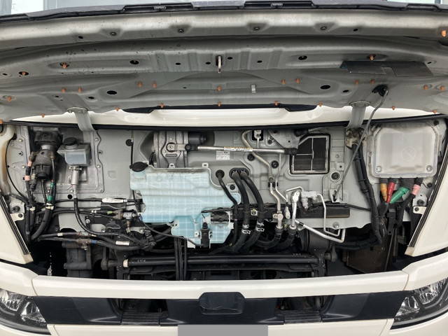 日野レンジャー冷凍車（冷蔵車）中型（4t）[写真22]