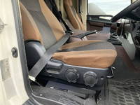 日野レンジャー冷凍車（冷蔵車）中型（4t）[写真24]