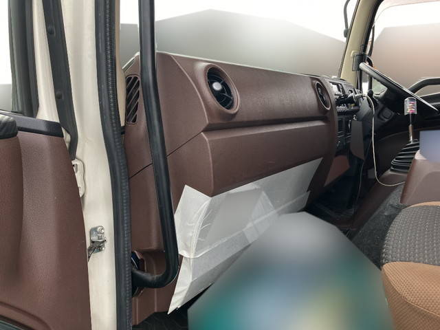 日野レンジャー冷凍車（冷蔵車）中型（4t）[写真28]