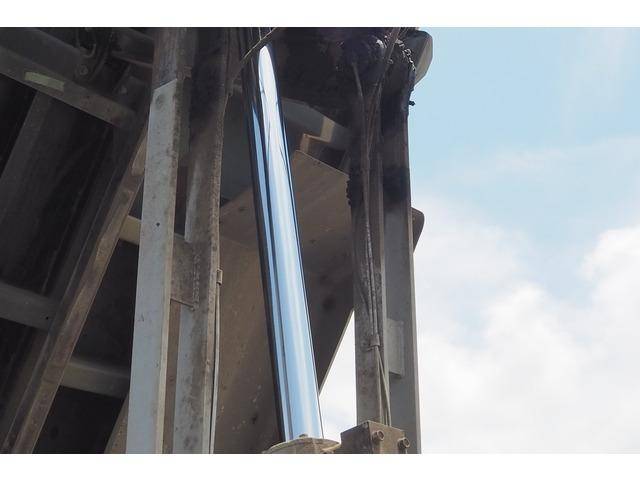 日野プロフィアダンプ大型（10t）[写真10]