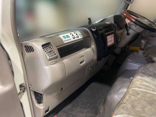 日野デュトロ高所作業車小型（2t・3t）[写真28]