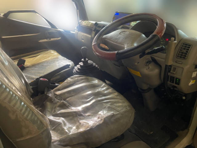 日野デュトロ高所作業車小型（2t・3t）[写真29]