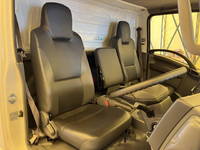 いすゞエルフアルミバン小型（2t・3t）[写真28]