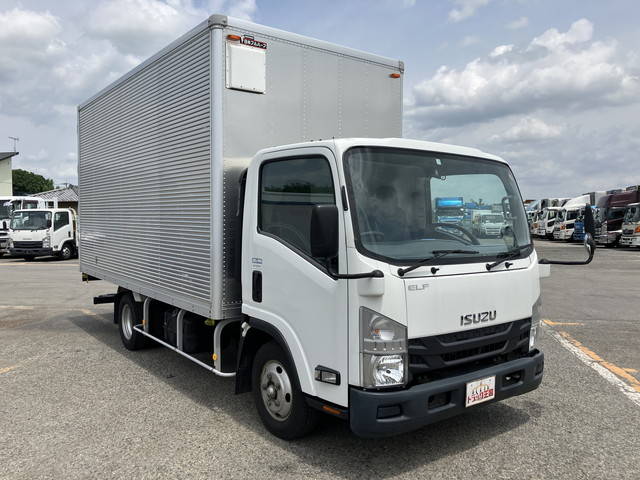 いすゞエルフアルミバン小型（2t・3t）[写真03]