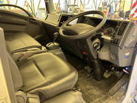 いすゞエルフアルミバン小型（2t・3t）[写真30]