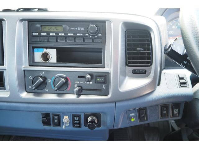 日野レンジャーセーフティクレーン3段中型（4t）[写真34]