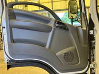 いすゞエルフアルミバン小型（2t・3t）[写真28]