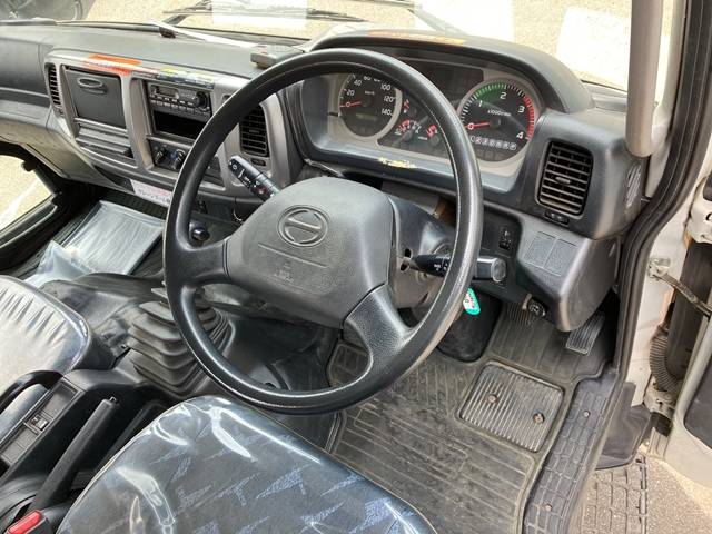 日野レンジャークレーン4段中型（4t）[写真35]