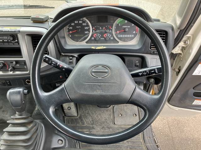 日野レンジャークレーン4段中型（4t）[写真36]