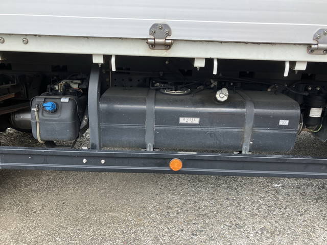 三菱ふそうキャンターアルミブロック小型（2t・3t）[写真20]