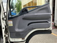 三菱ふそうキャンターアルミブロック小型（2t・3t）[写真29]