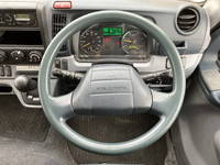 三菱ふそうキャンターアルミブロック小型（2t・3t）[写真35]