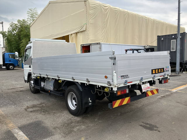 三菱ふそうキャンターアルミブロック小型（2t・3t）[写真04]