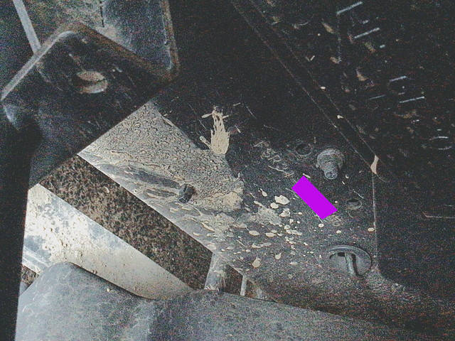 いすゞフォワードタンク車（タンクローリー）増トン（6t・8t）[写真28]