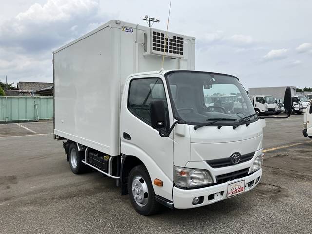 トヨタダイナ冷凍車（冷蔵車）小型（2t・3t）[写真03]