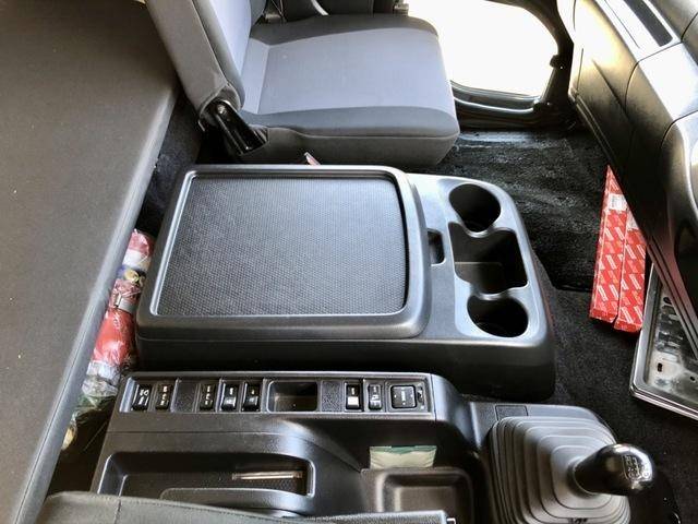 日野レンジャーアルミバン中型（4t）[写真33]