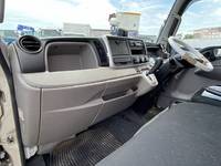 三菱ふそうキャンターアルミバン小型（2t・3t）[写真31]