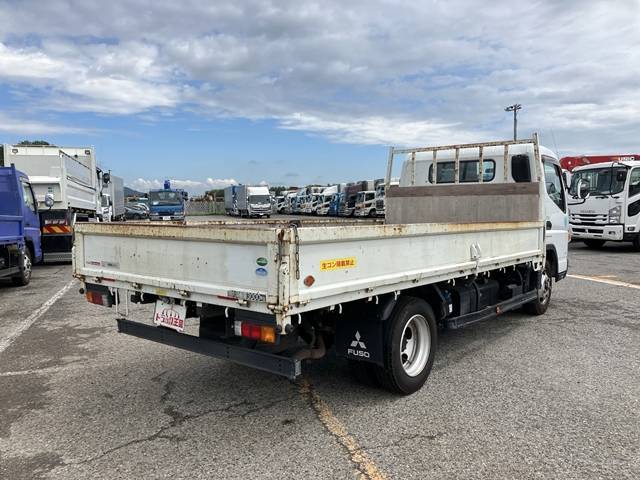 三菱ふそうキャンター平ボディ小型（2t・3t）[写真02]
