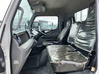 三菱ふそうキャンター平ボディ小型（2t・3t）[写真30]