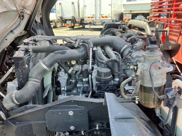 いすゞフォワードクレーン4段中型（4t）[写真27]