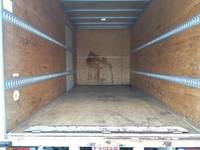 いすゞエルフアルミバン小型（2t・3t）[写真10]