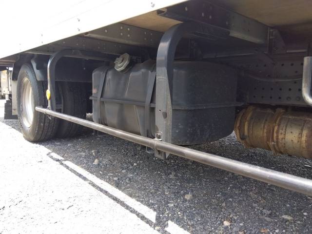 いすゞエルフアルミバン小型（2t・3t）[写真20]