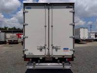 いすゞエルフアルミバン小型（2t・3t）[写真09]