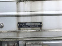 いすゞギガアルミウイング大型（10t）[写真13]