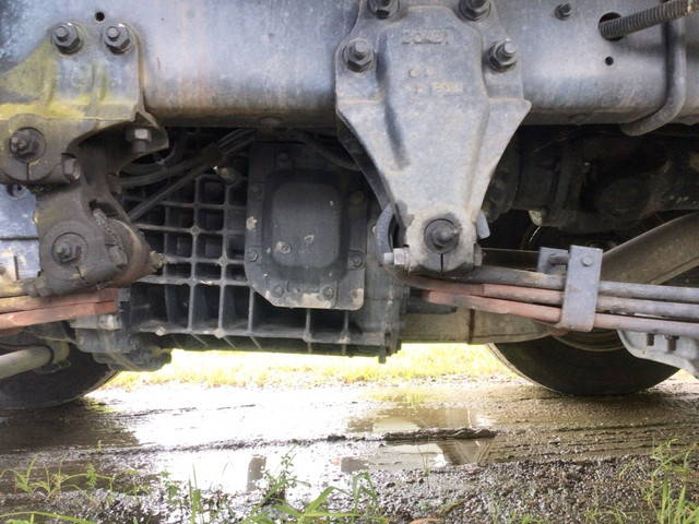 いすゞギガアルミウイング大型（10t）[写真15]