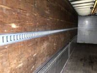 いすゞギガアルミウイング大型（10t）[写真08]