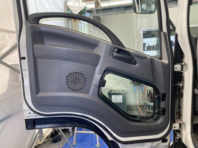 いすゞフォワードクレーン4段中型（4t）[写真28]