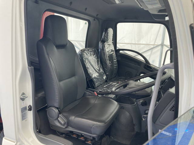 いすゞフォワードクレーン4段中型（4t）[写真31]