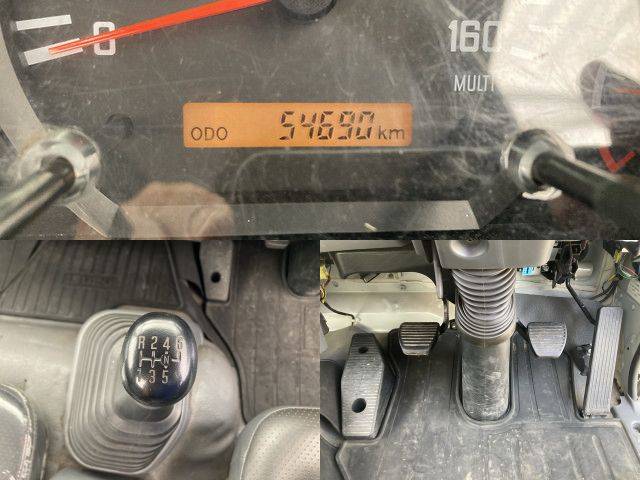 いすゞフォワードクレーン4段中型（4t）[写真36]